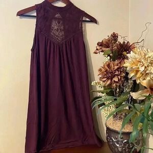 American Eagle Sleeveless Mini Dress Lace Open Back Flowy Maroon Party Medium